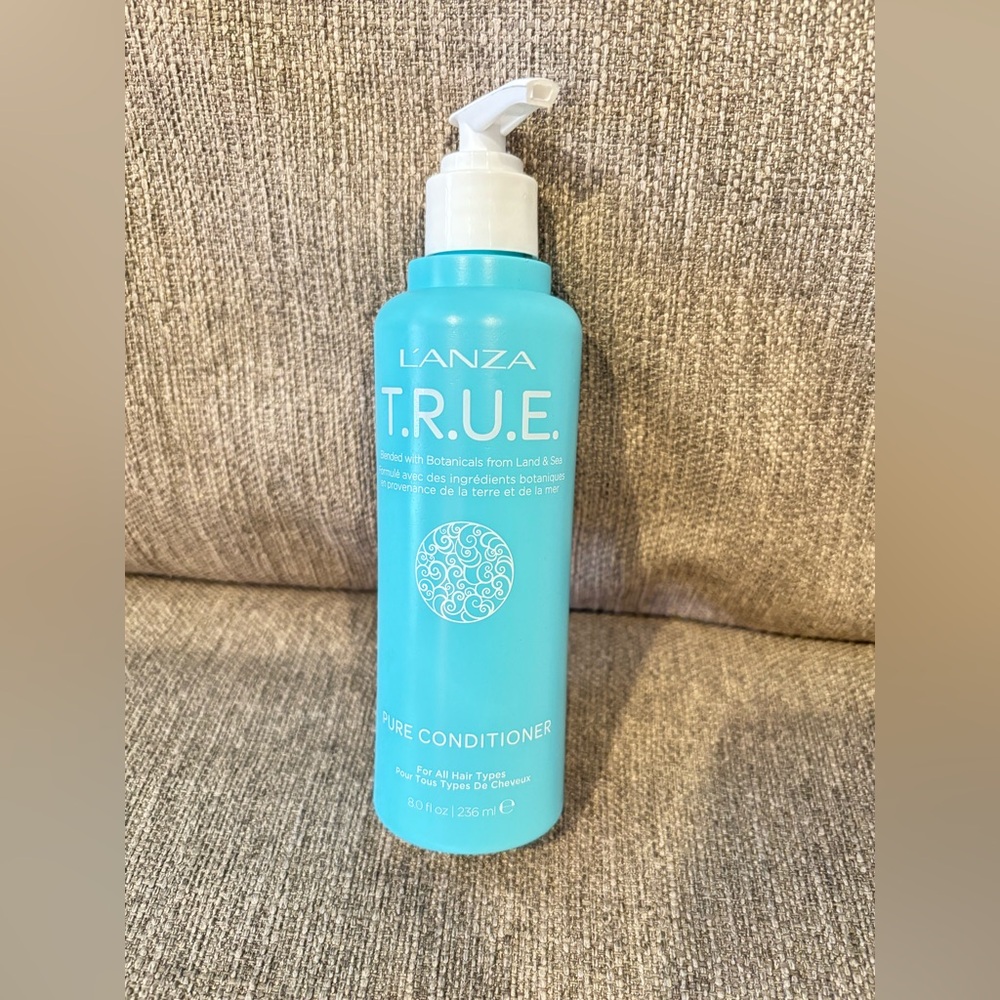 T.R.U.E. Blue Hair Conditioner